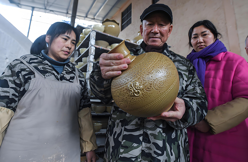 1743051729294617.jpg e52f596c-c7de-4a14-b3c1-1c2164add424.jpg